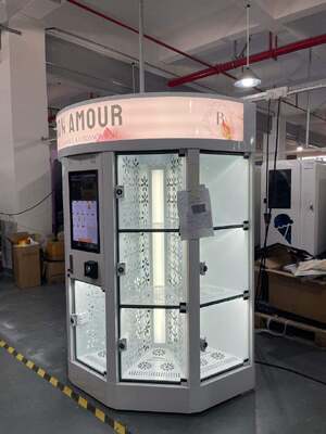 Hallo Fresh Flower Verkoopautomaat Wit 13 Vakken Grote Boeket Hot Selling voor Winkelcentrum Creditcard Betaalsysteem